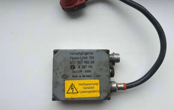 Audi A6 S6 C5 4B Headlight ballast module Xenon 5DV00776029 8387114