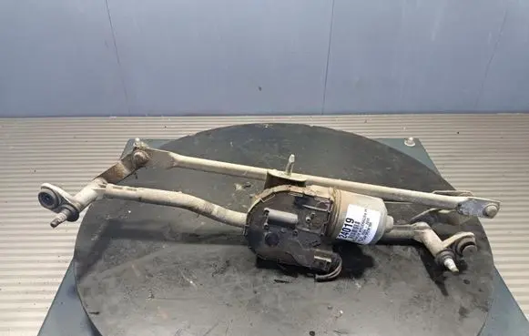 Audi A3 S3 A3 Sportback 8P Front wiper linkage 