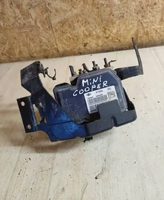 Mini One - Cooper Clubman R55 ABS Pump 6779303 15803806 54084830A