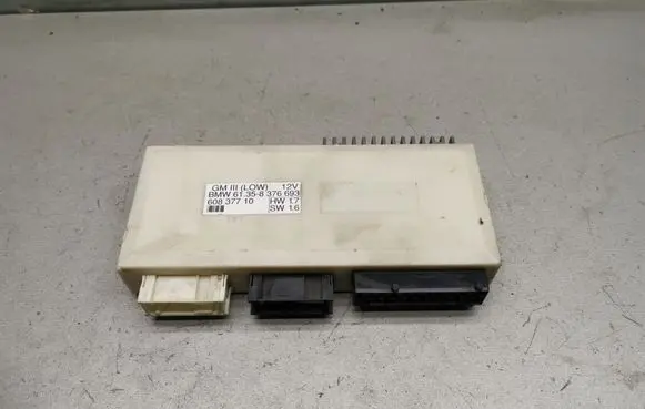 BMW 5 E39 Comfort/convenience module 61358376693 8376693