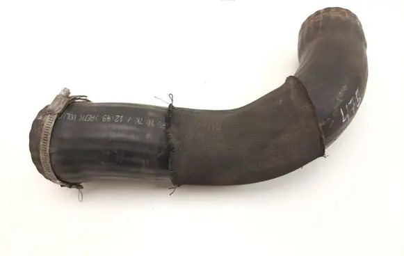 Volvo V70 Intercooler hose/pipe 30792300