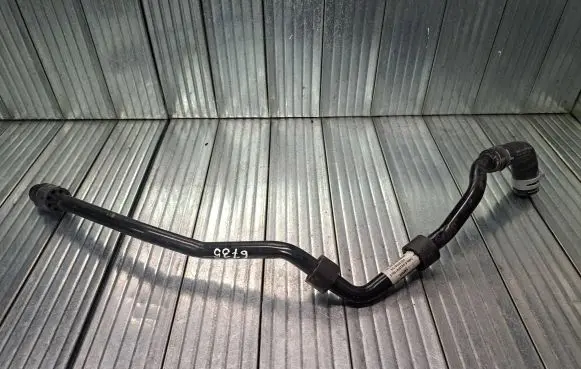Volkswagen PASSAT B8 USA Engine coolant pipe/hose 5Q1820525S EK3022020 E195NST342