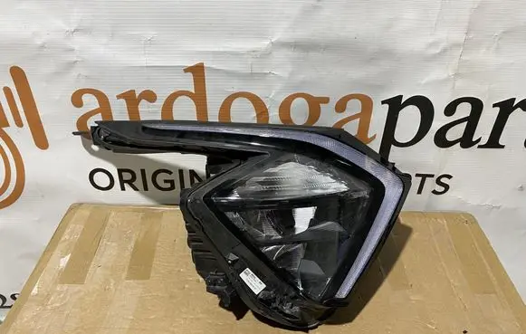 KIA Sportage Headlight/headlamp 92102R2000