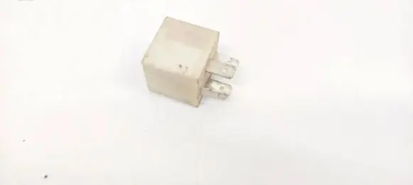 Volkswagen PASSAT B5.5 Other relay 443919578c 15210000