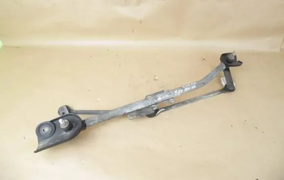 Toyota Corolla E120 E130 Front wiper linkage 