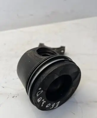 BMW 5 E60 E61 Piston with connecting rod