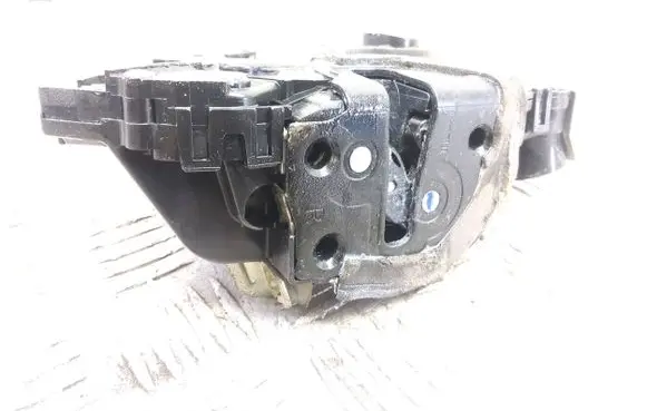 Lexus GS 300 350 430 450H Front door lock