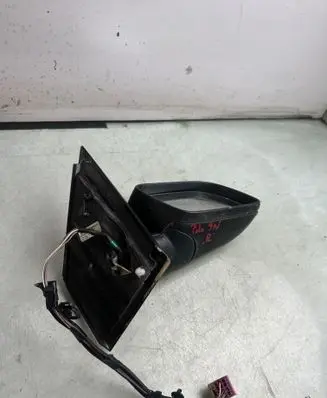 Volkswagen Polo IV 9N3 Front door electric wing mirror 23442