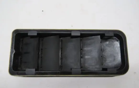Volvo V60 Quarter panel pressure vent 8623444