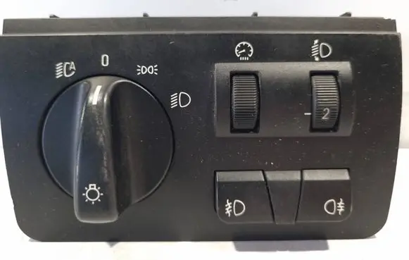 BMW X5 E53 Light switch 6909776 037045060 024530