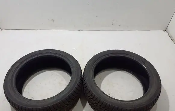 Renault Austral R20 winter tire 23545R20