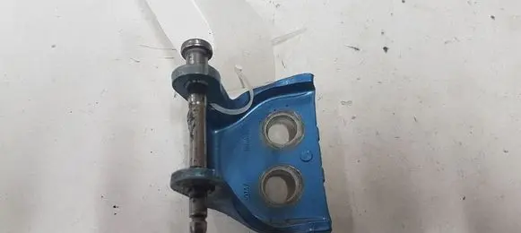 Citroen C4 I Picasso Rear door lower hinge