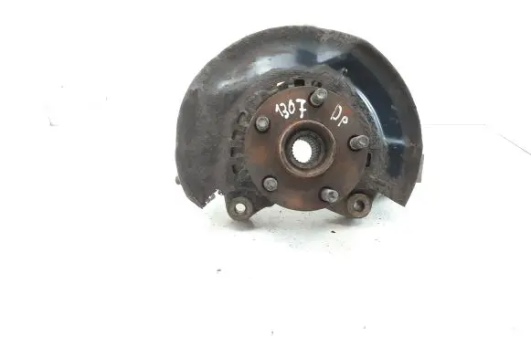 Lexus CT 200H Front wheel hub