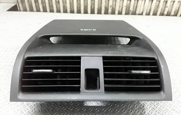 Honda Accord Dash center air vent grill