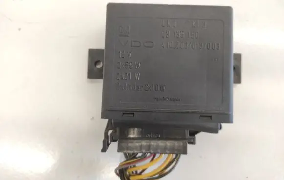 Opel Zafira A Light module LCM 09135156 410203 3450256