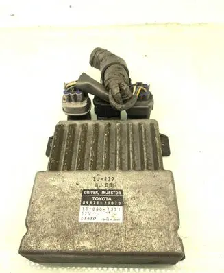 Toyota RAV 4 (XA30) Fuel injection control unit/module 8987120070