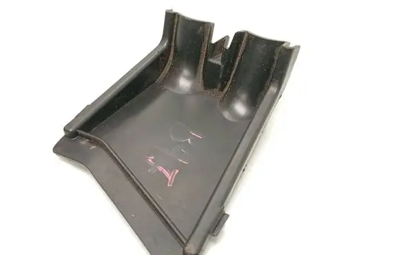Renault Captur Fuse box cover 243508413R