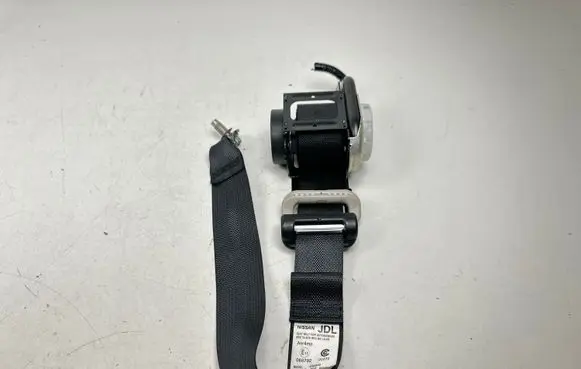 Nissan Leaf II (ZE1) Rear seatbelt 638265401F 106X090LH 19280919