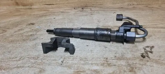 BMW X3 E83 Fuel injector 0445115048 779272104