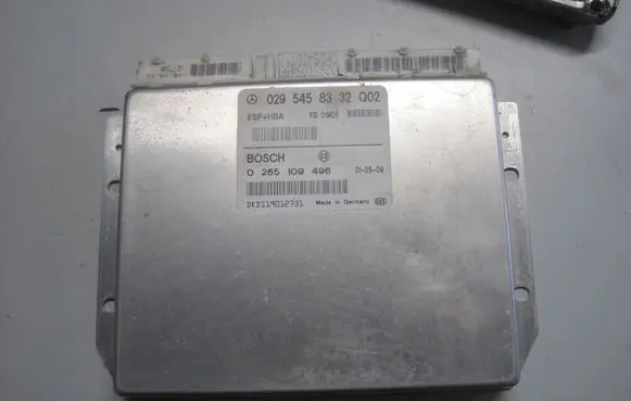 Mercedes-Benz A W168 ESP (stability system) control unit 0295458332