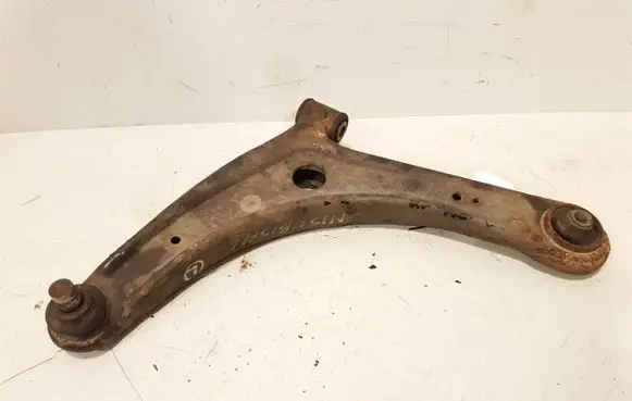 Mitsubishi Outlander Front lower control arm/wishbone