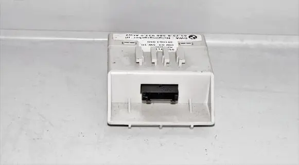BMW 7 E38 Yaw turn rate sensor 8386932