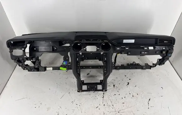 Ford Mustang VI Dashboard FR3B6304318A FR3B13E720R30XD