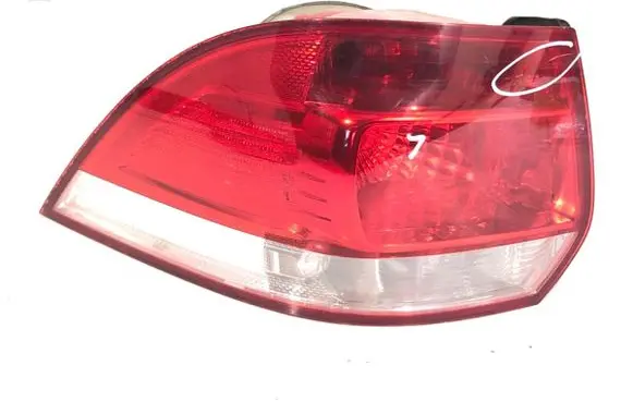 Volkswagen Golf V Rear/tail lights