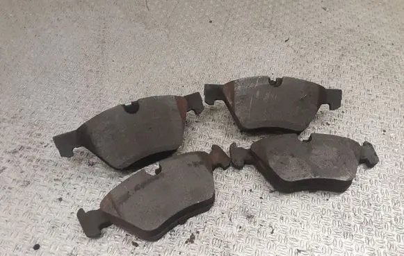 BMW 3 E90 E91 Brake pads (front) 