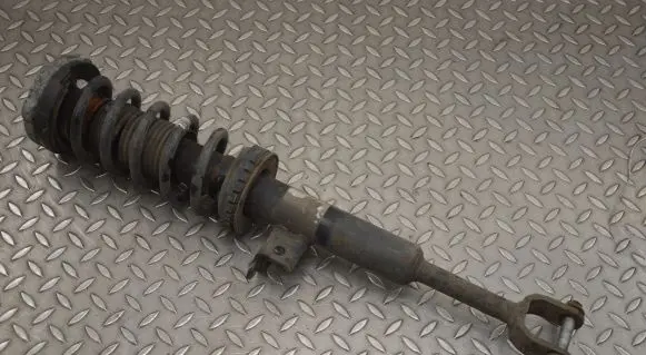 BMW 6 F12 F13 Front shock absorber/damper