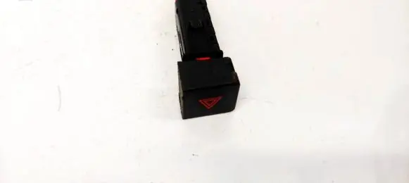 Chevrolet Captiva Hazard light switch 202005304