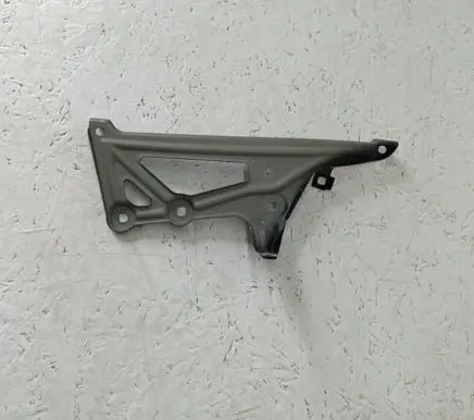BMW X1 F48 F49 Fender mounting bracket 1142