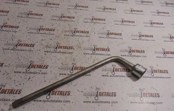 Volvo V70 Wheel nut wrench 