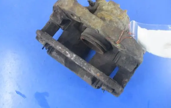 Citroen Berlingo Front brake caliper