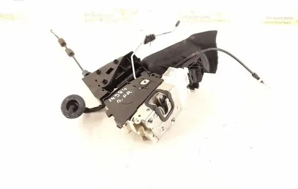 Mercedes-Benz ML W164 Front door lock 1697202835 1697204435