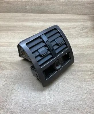 Audi A6 S6 C5 4B Rear air vent grill 4B0815743