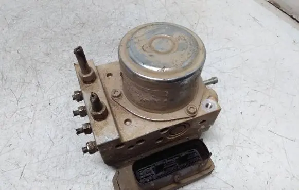 Renault Koleos I ABS Pump 47660JY72B TD8405