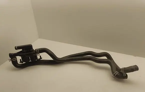 BMW 6 F06 Gran coupe Engine coolant pipe/hose 9119164 9119168 9119169