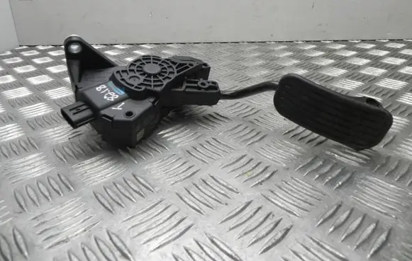 Toyota C-HR I Accelerator throttle pedal 78110F4040 T8218