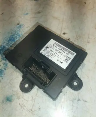 Volvo V70 Door control unit/module 7G9T14B534BF