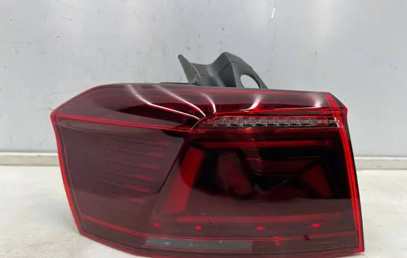 Volkswagen PASSAT B8 Rear/tail lights 3g9945207p