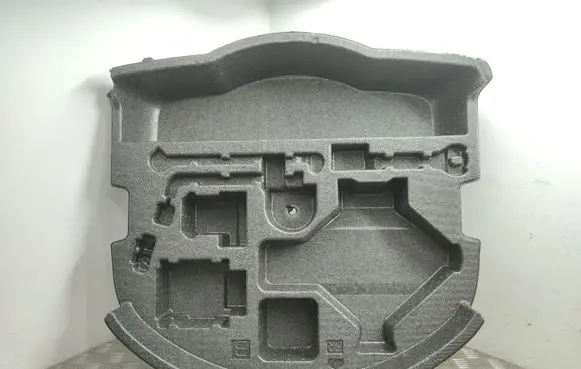 Toyota RAV 4 (XA50) Tool box 