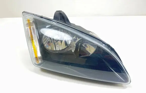 Ford Focus Headlight/headlamp 4M5113W029KB 10179