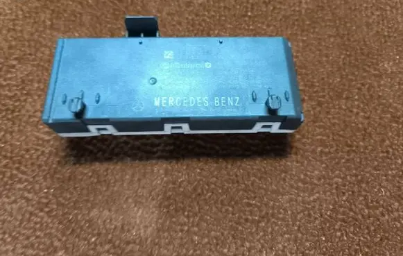 Mercedes-Benz C W205 Tailgate/trunk control unit/module A2229006008 A2229010800 A3419513