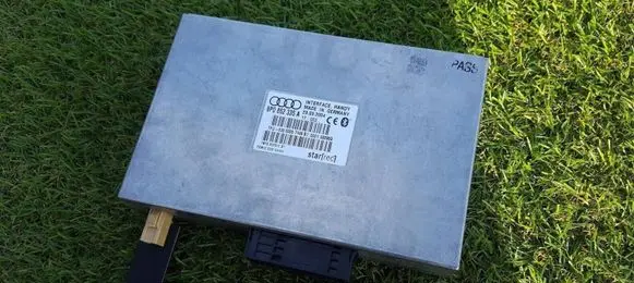 Audi A4 S4 B6 8E 8H Bluetooth control unit module 8P0862335A