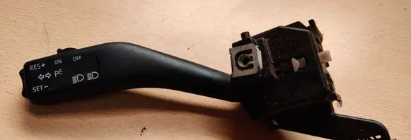 Volkswagen Golf V Indicator stalk 1K0953513
