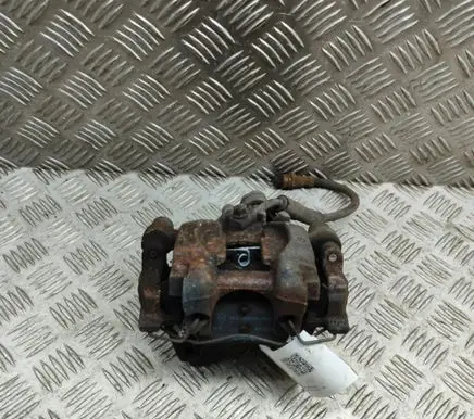 Volkswagen PASSAT B8 Rear brake caliper 3Q0615405M
