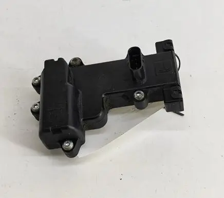 Tesla Model X Door control unit/module 104535300B