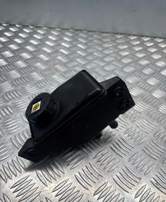 Maserati Ghibli Power steering tank cap