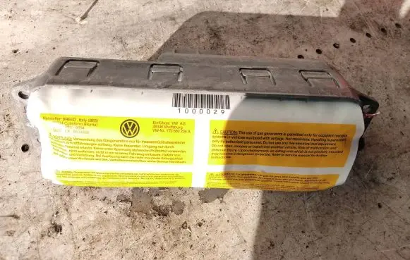Volkswagen Touran I Passenger airbag 1T0880204A PPB32135NN